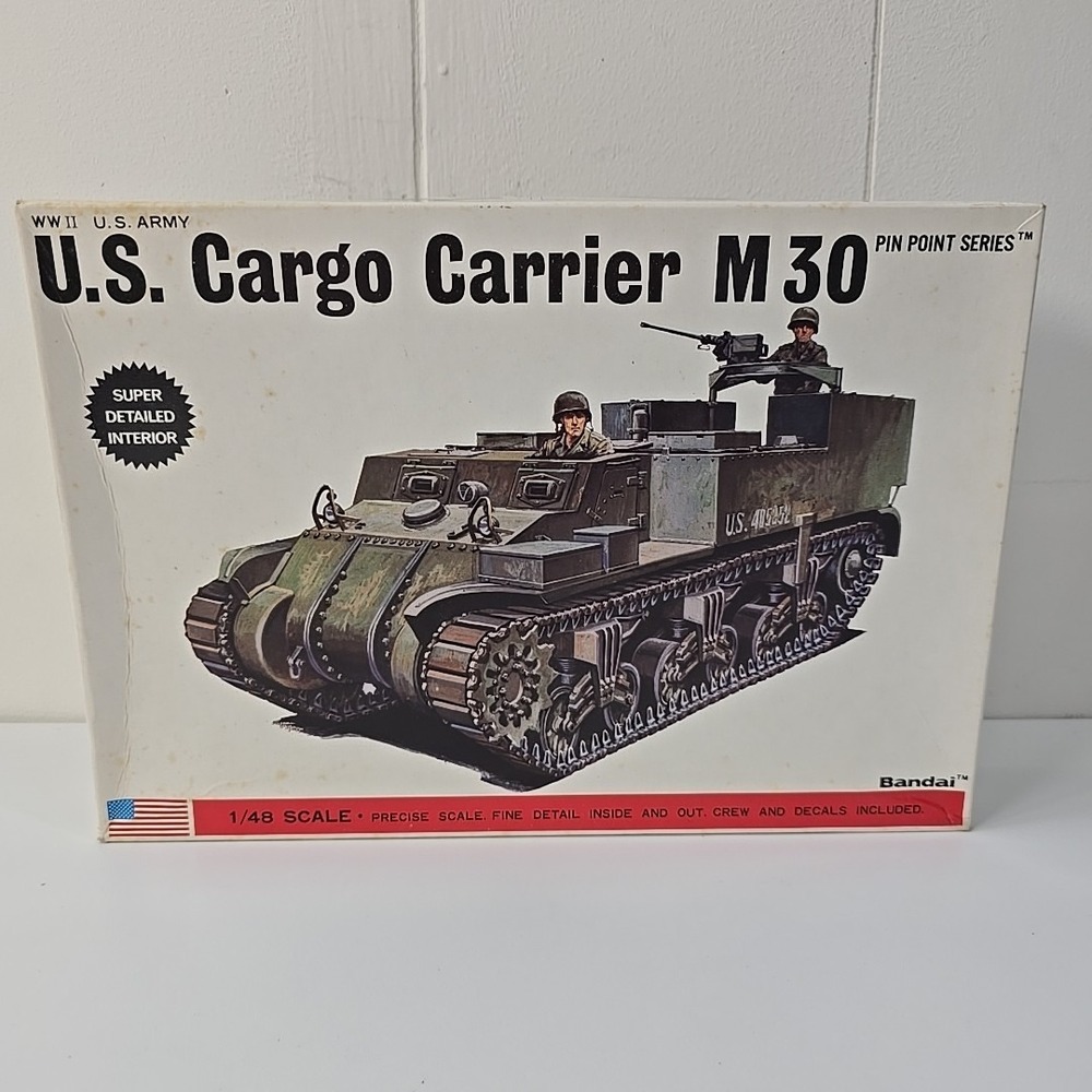 Vtg‎ Bandai U.S. Cargo Carrier M30 Model Kit 1/48 Scale Plastic Gray Pin Point